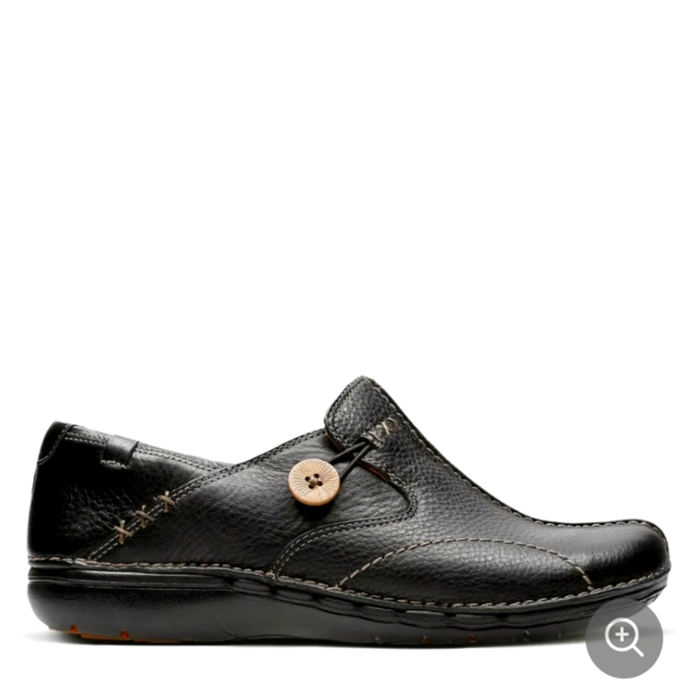 Clarks Unstructured Un Loop black shoes. 9 Medium.